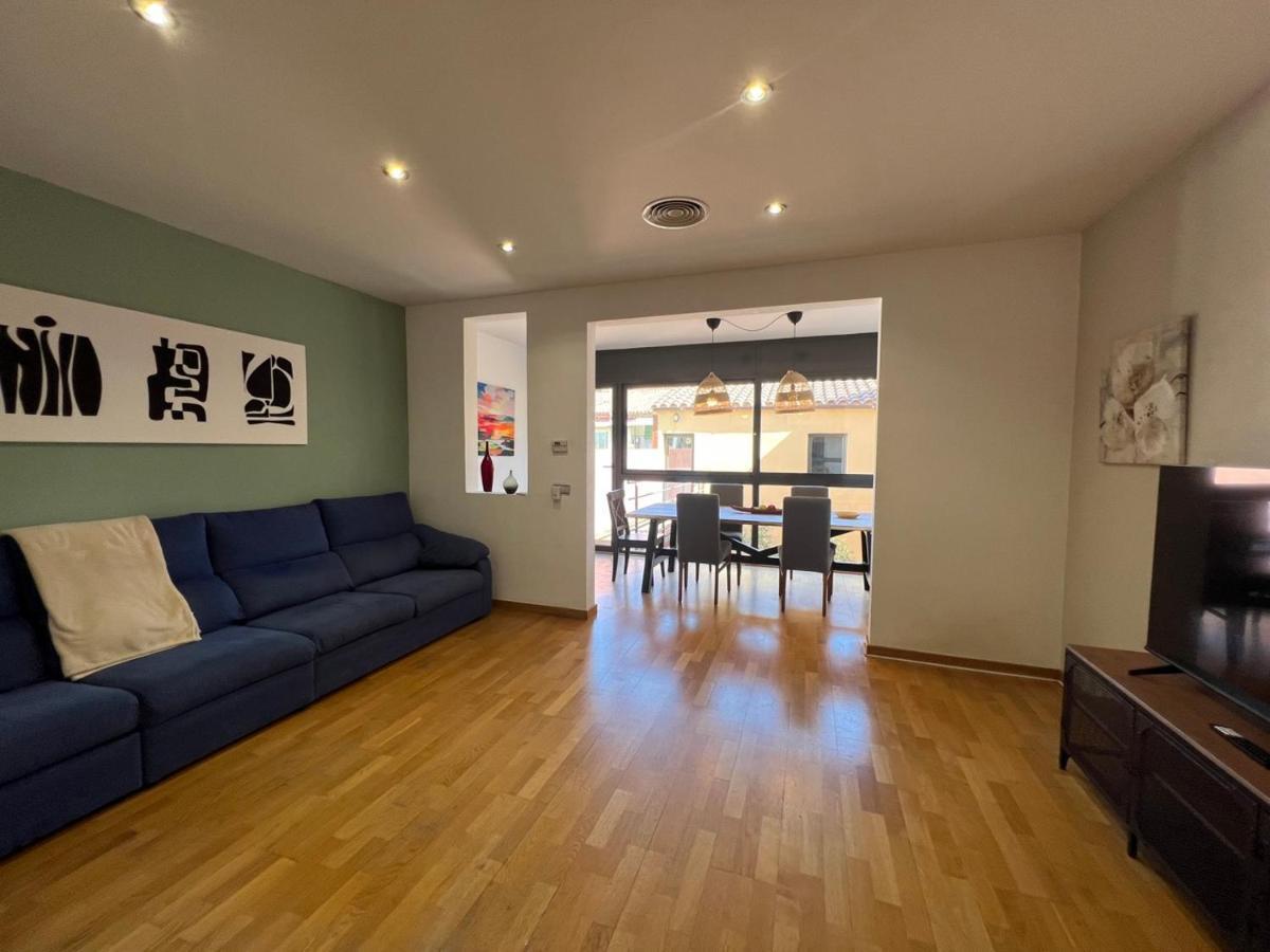 Casa Neus, Casa Cerca De Barcelona Sant Feliu de Llobregat Exterior foto