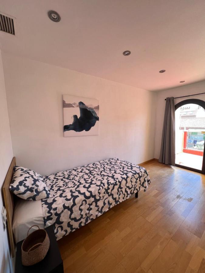 Casa Neus, Casa Cerca De Barcelona Sant Feliu de Llobregat Exterior foto